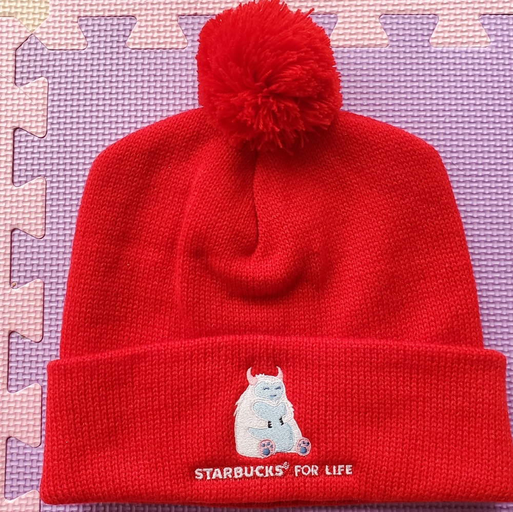 5️⃣ for $1️⃣5️⃣ Starbucks Pom Beanie